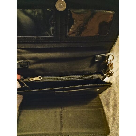 Zelris Western Country Floral Buckle Crossbody Trifold Fold Wallet - Picture 4 of 8